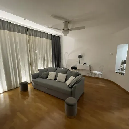 Апартаменты Loft 643 *