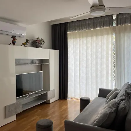 Апартаменты Loft 643 *